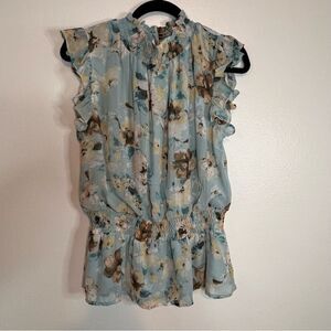 NWT Hayden Los Angeles Blouse Blue Floral Short Sleeve Smocking Lined Size Large